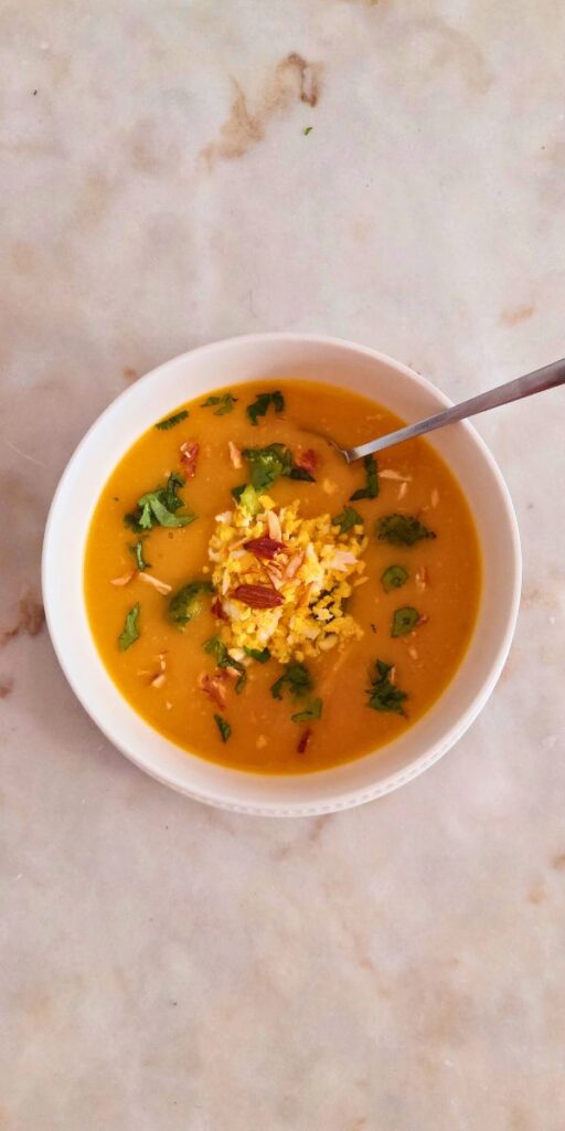 Receita de Inverno Sopa de Abóbora e Brócolos para Dias Frios