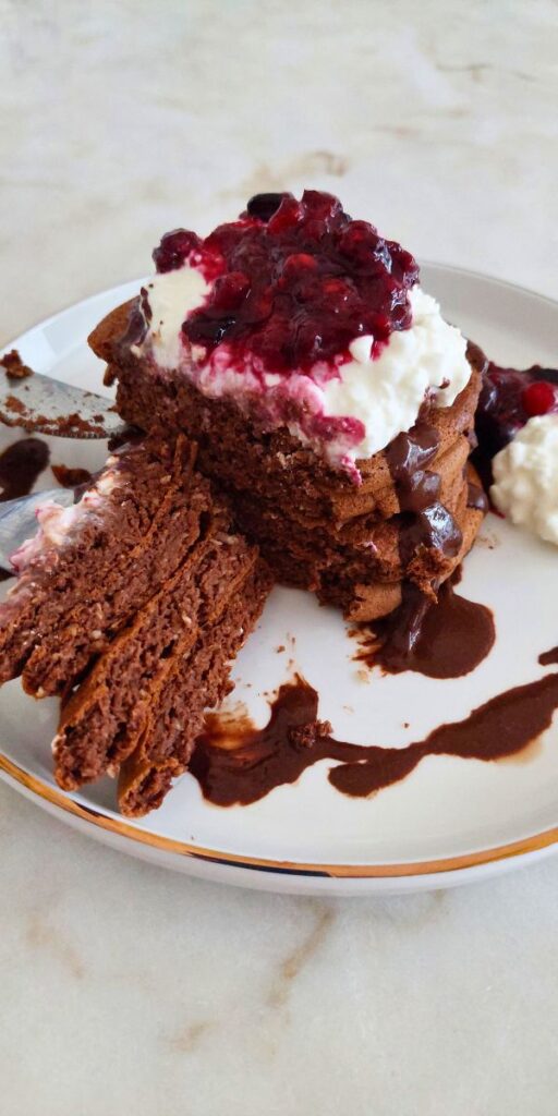 Panquecas de Café da Manhã Sabor e Saúde com Chocolate e Coco