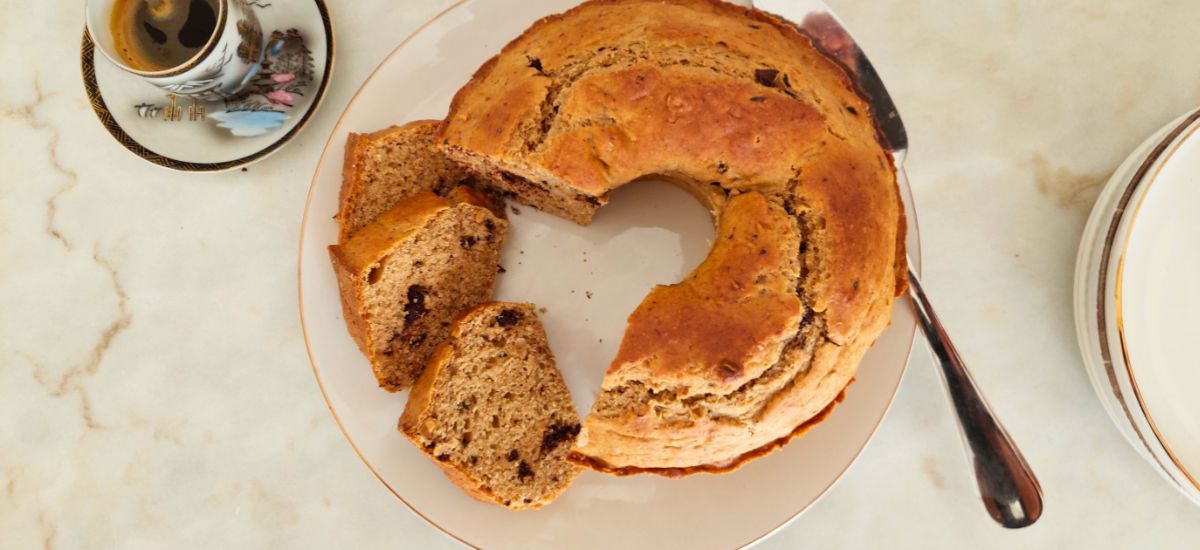 Bolo de Banana com Pepitas de Chocolate com Amêndoas