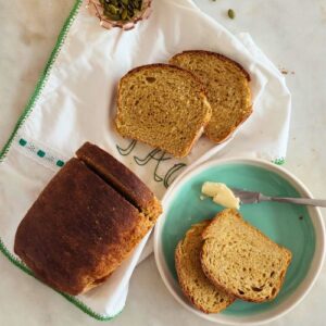 Receita de Pão de forma caseiro com abóbora