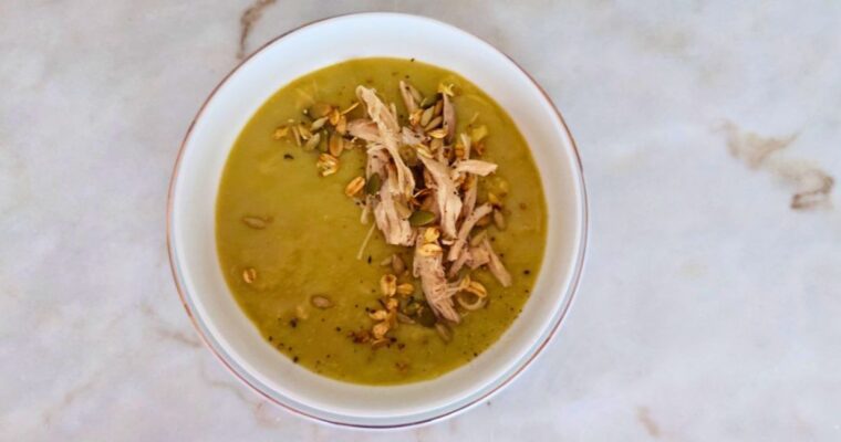 Sopa de Brócolos com Frango