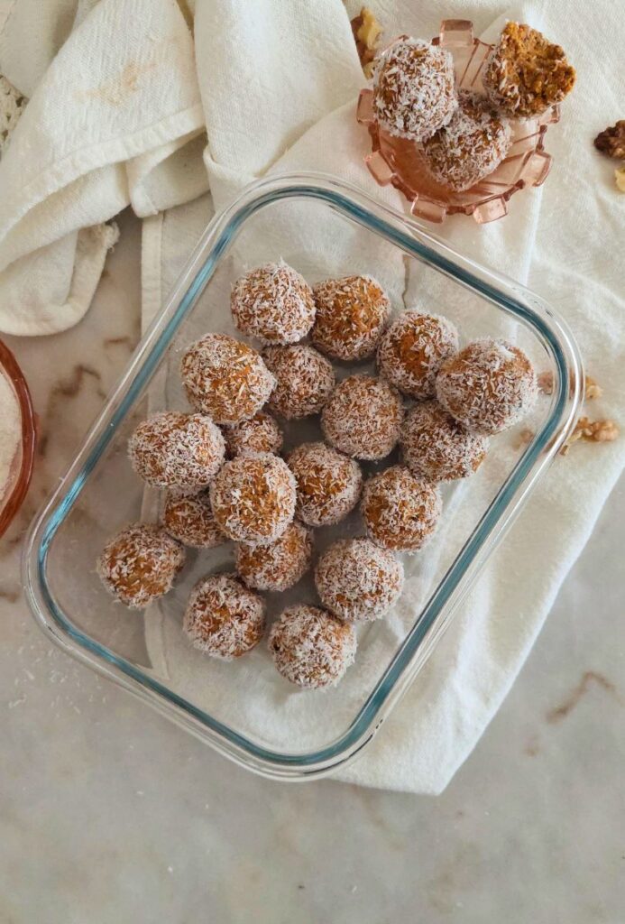 Receita fácil Bolas Saudáveis de Cenoura e Amendoim Energy bites