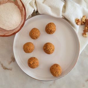 formar as bolas saudaveis de cenoura
